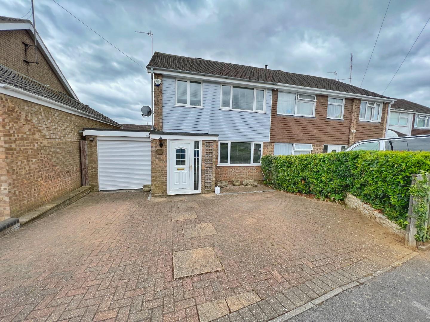 Gray Close, Earls Barton O'Riordan Bond